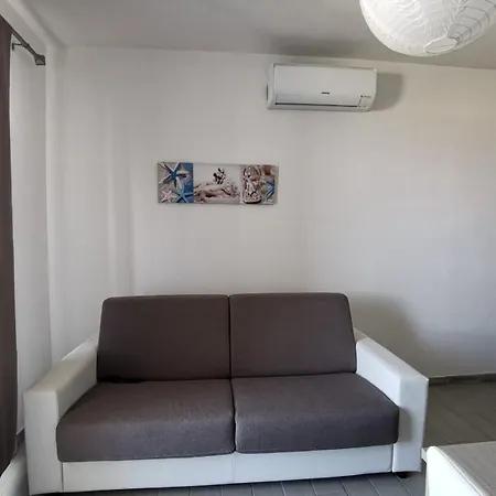 Апартаменты La Favola Di Manu Кастельсардо